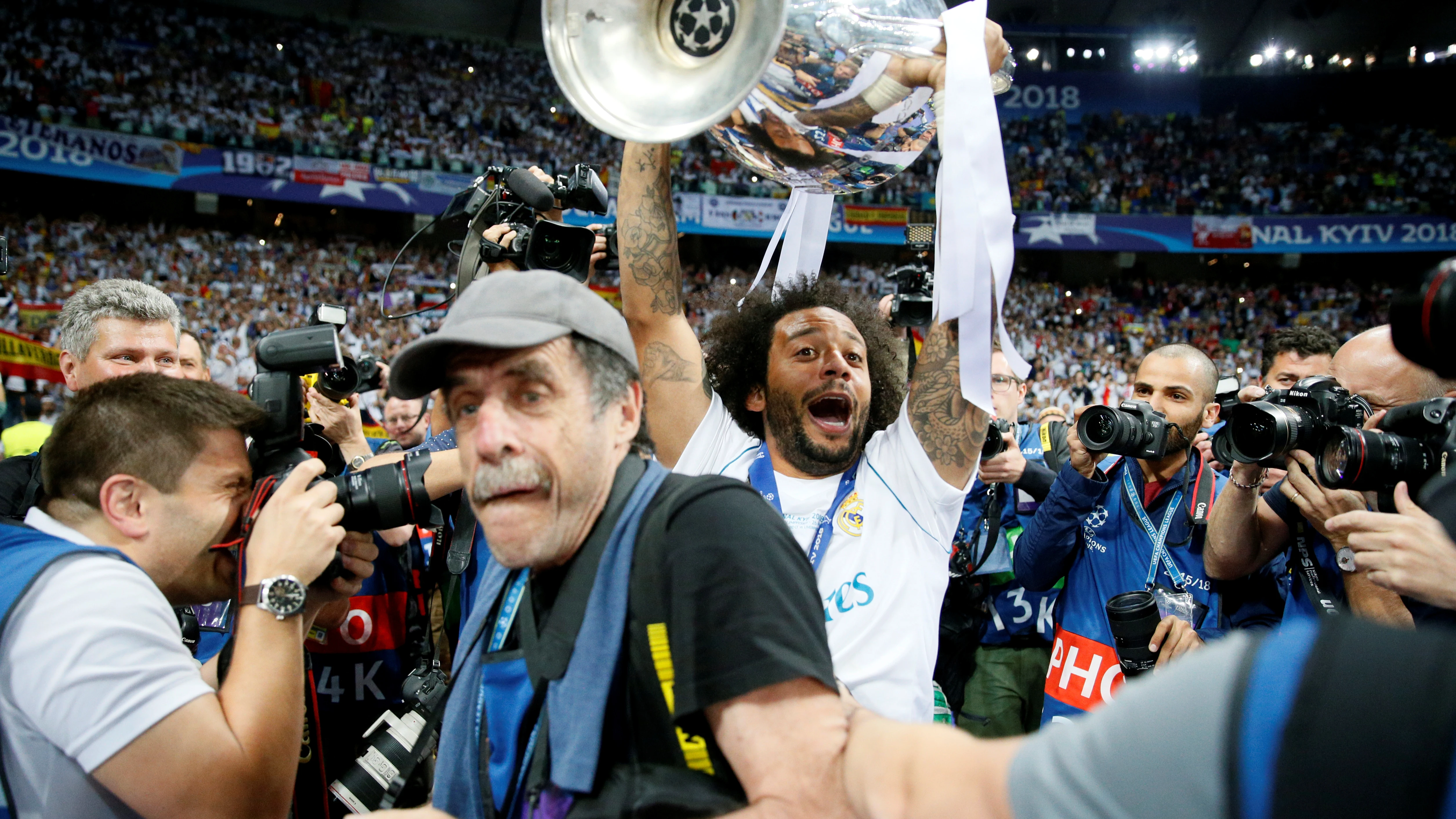 Marcelo levanta la Champions en Kiev