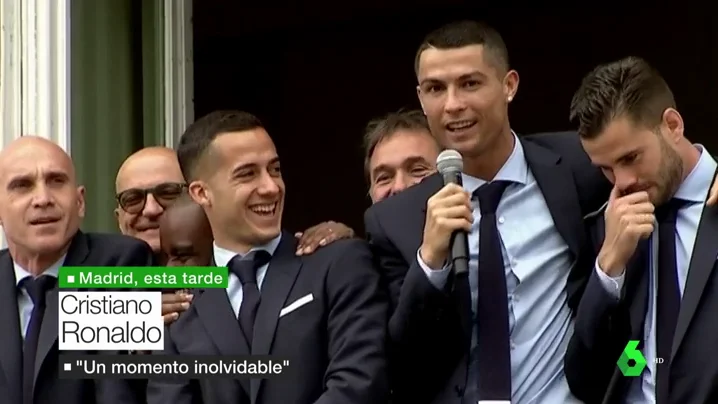Cristiano: "Hemos hecho historia, es un momento de felicidad" Cristiano: "Hemos hecho historia, es un momento de felicidad"