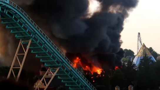 Incendio en el parque de atracciones más grande de Alemania Incendio en el parque de atracciones más grande de Alemania