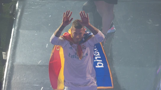 Sergio Ramos se arrodilla ante la Decimotercera Sergio Ramos se arrodilla ante la Decimotercera
