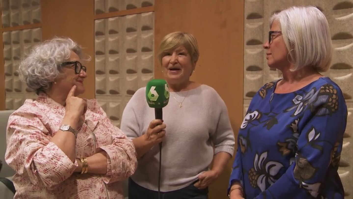 As&iacute; vivi&oacute; Carmina su charla con Roger Torrent, Miquel Iceta e In&eacute;s Arrimadas en el Parlament
