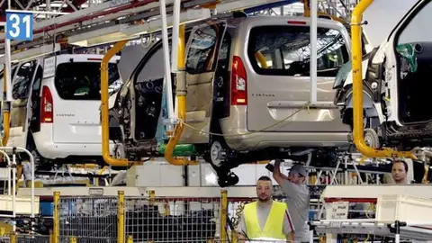 La producción de vehículos en España aumenta un 31% en abril La producción de vehículos en España aumenta un 31% en abril