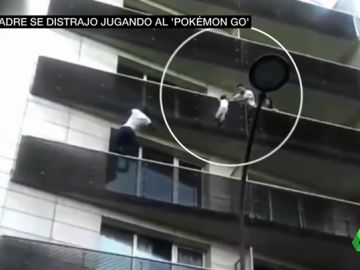 El niño rescatado por el 'héroe de París' quedó colgando del cuarto piso tras caer desde el sexto El niño rescatado por el 'héroe de París' quedó colgando del cuarto piso tras caer desde el sexto