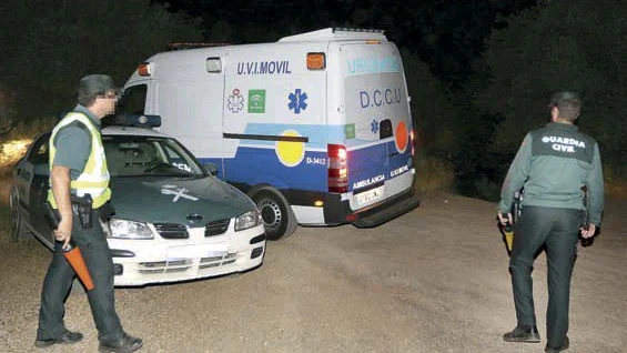 Agentes de la Guardia Civil durante el dispositivo de búsqueda del menor