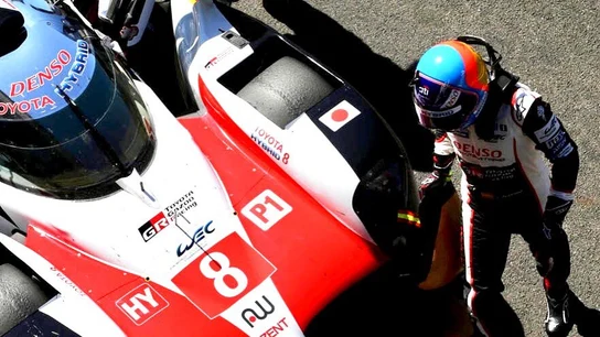 Fernando Alonso, con el Toyota LMP1 Fernando Alonso, con el Toyota LMP1