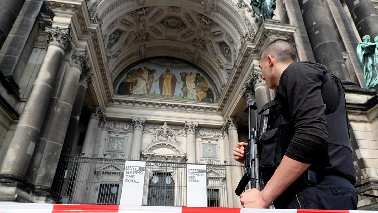 Dos heridos en un tiroteo en la catedral de Berlín Dos heridos en un tiroteo en la catedral de Berlín
