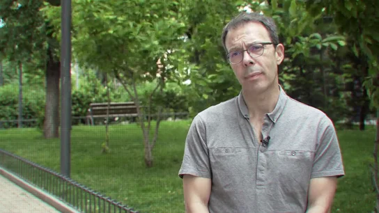 <p>Juan Manuel Díez, médico: "Inhalar disolvente tiene un efecto muy rápido, como si fuese una borrachera con alcohol"</p> <p>Juan Manuel Díez, médico: "Inhalar disolvente tiene un efecto muy rápido, como si fuese una borrachera con alcohol"</p>