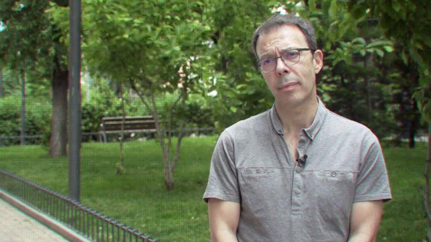 <p>Juan Manuel D&iacute;ez, m&eacute;dico: "Inhalar disolvente tiene un efecto muy r&aacute;pido, como si fuese una borrachera con alcohol"</p>