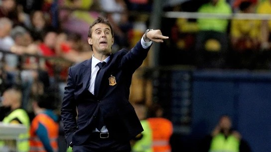 Julen Lopetegui da indicaciones Julen Lopetegui da indicaciones