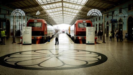 Imagen de archivo de varios trenes en Portugal