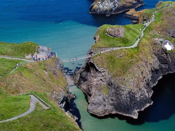 Puente de cuerda Carrick-a-Rede Puente de cuerda Carrick-a-Rede