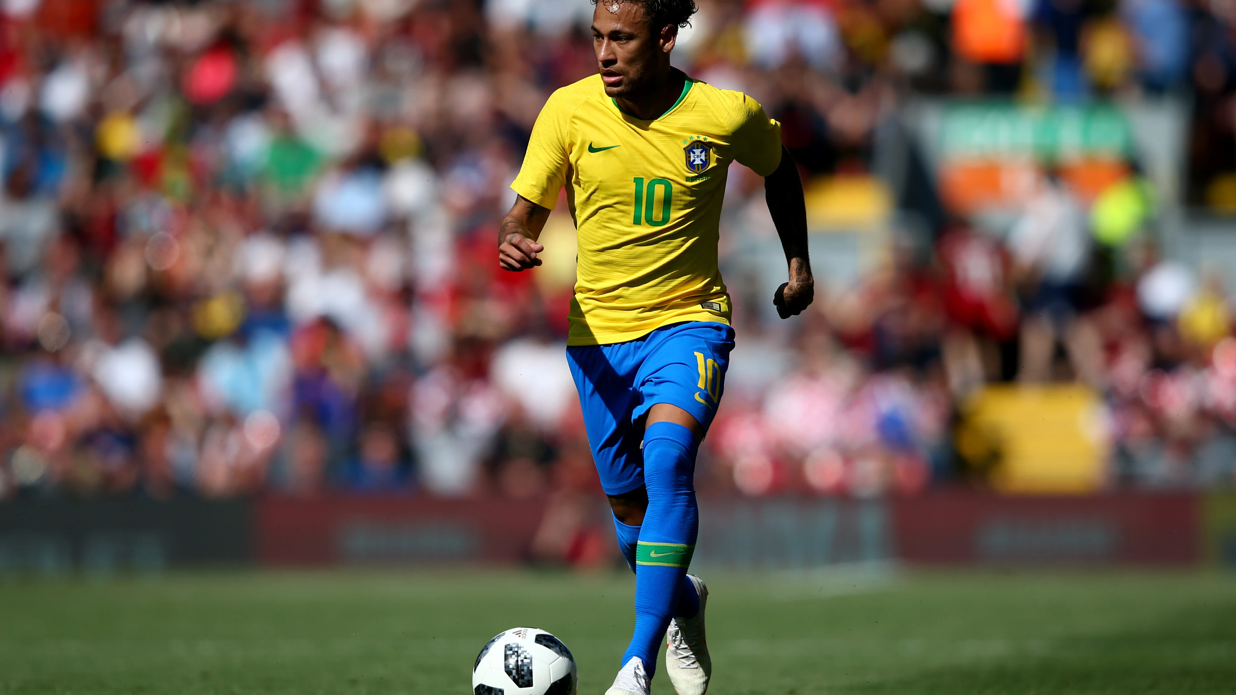 Neymar, con la selección brasileña