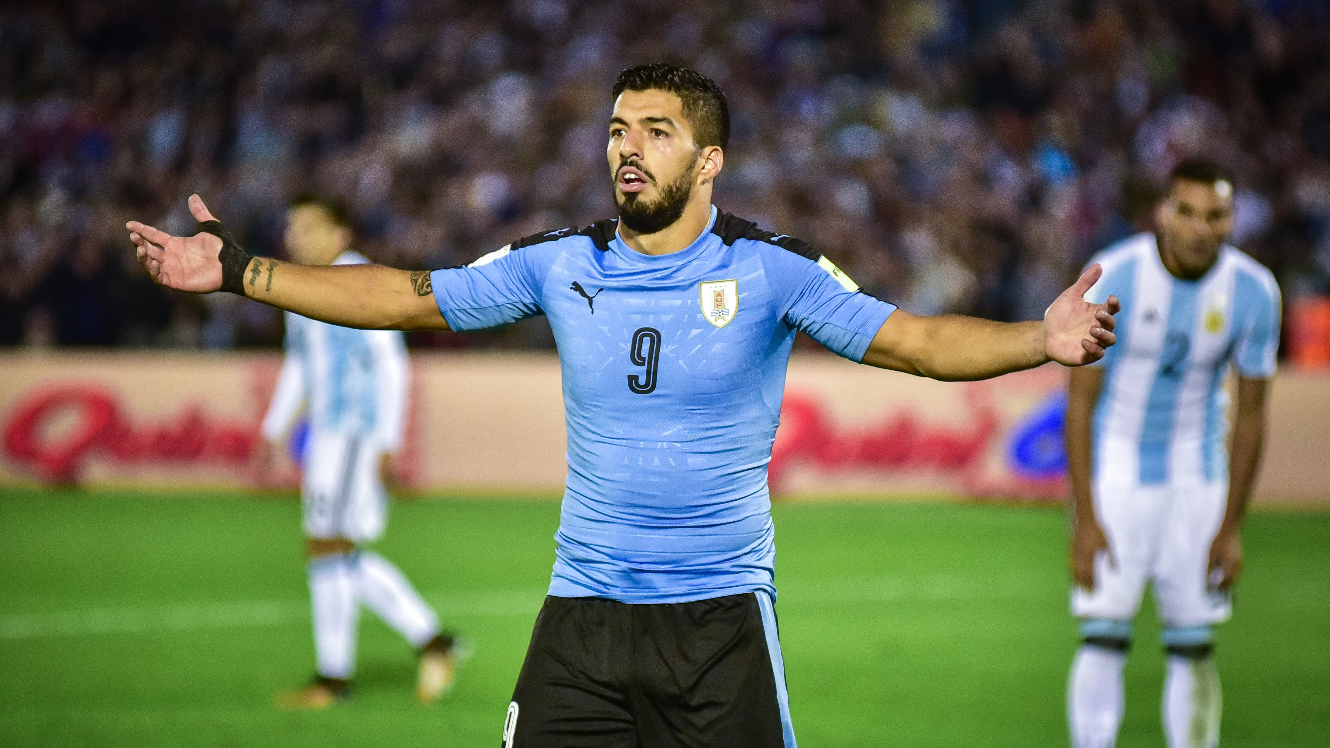 Luis Suárez, jugando con Uruguay