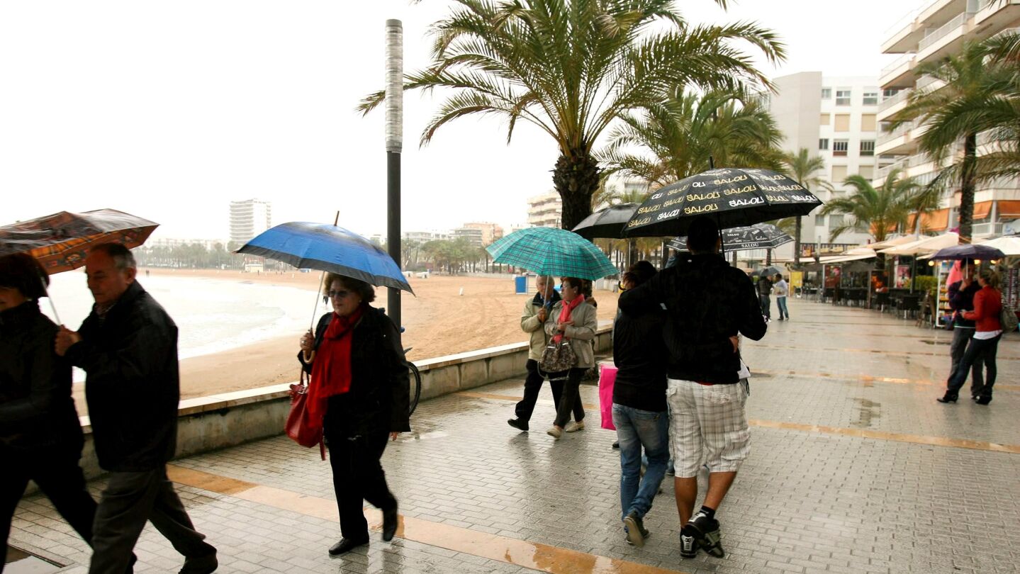 Tormenta en la playa de Salou