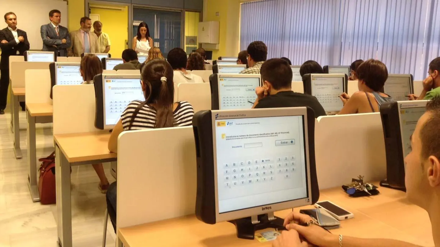 Examen teórico de conducir Examen teórico de conducir