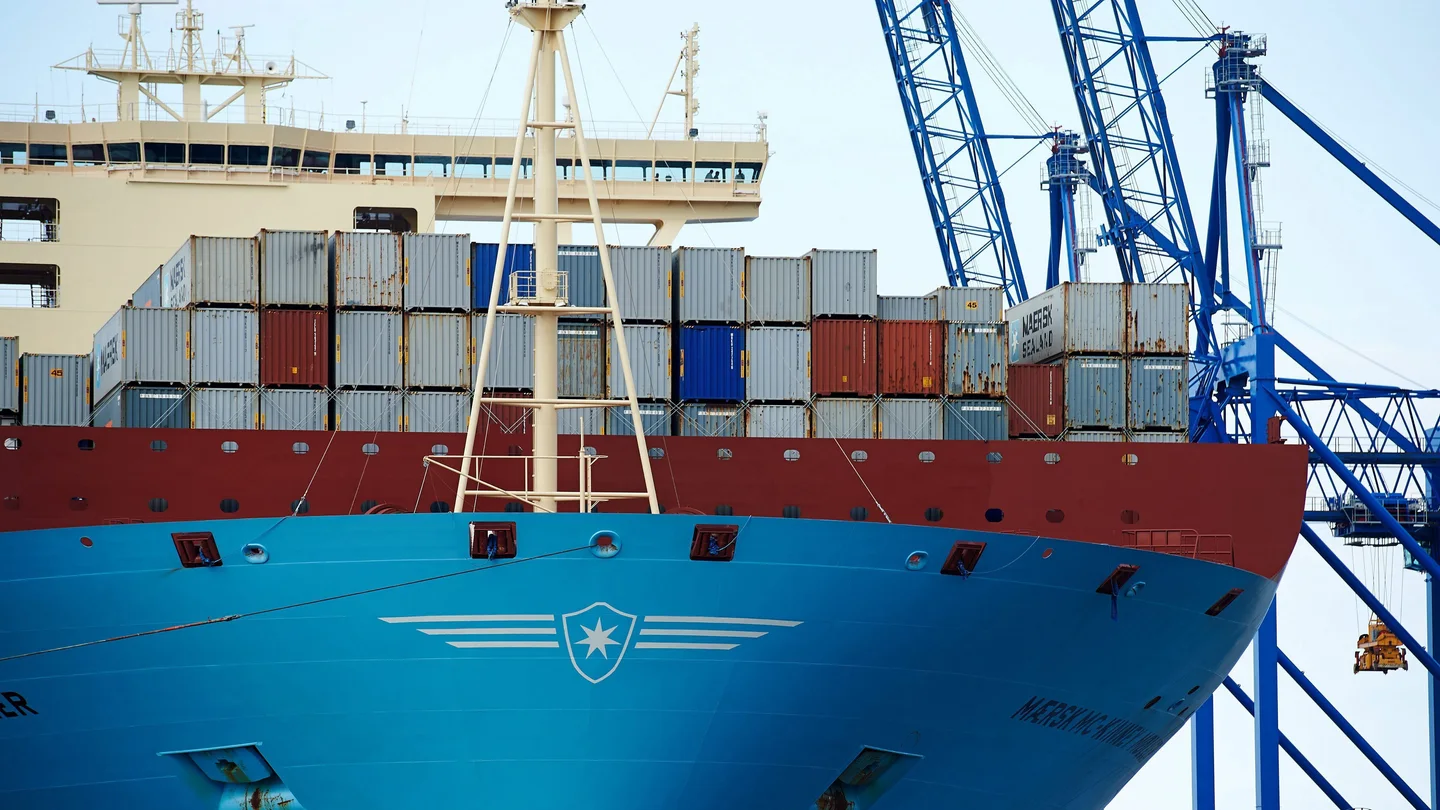 Vista del mayor buque contenedor del mundo, el "Maersk MC-Kinney Moller", a su llegada al puerto de Gdansk (Archivo) Vista del mayor buque contenedor del mundo, el "Maersk MC-Kinney Moller", a su llegada al puerto de Gdansk (Archivo)