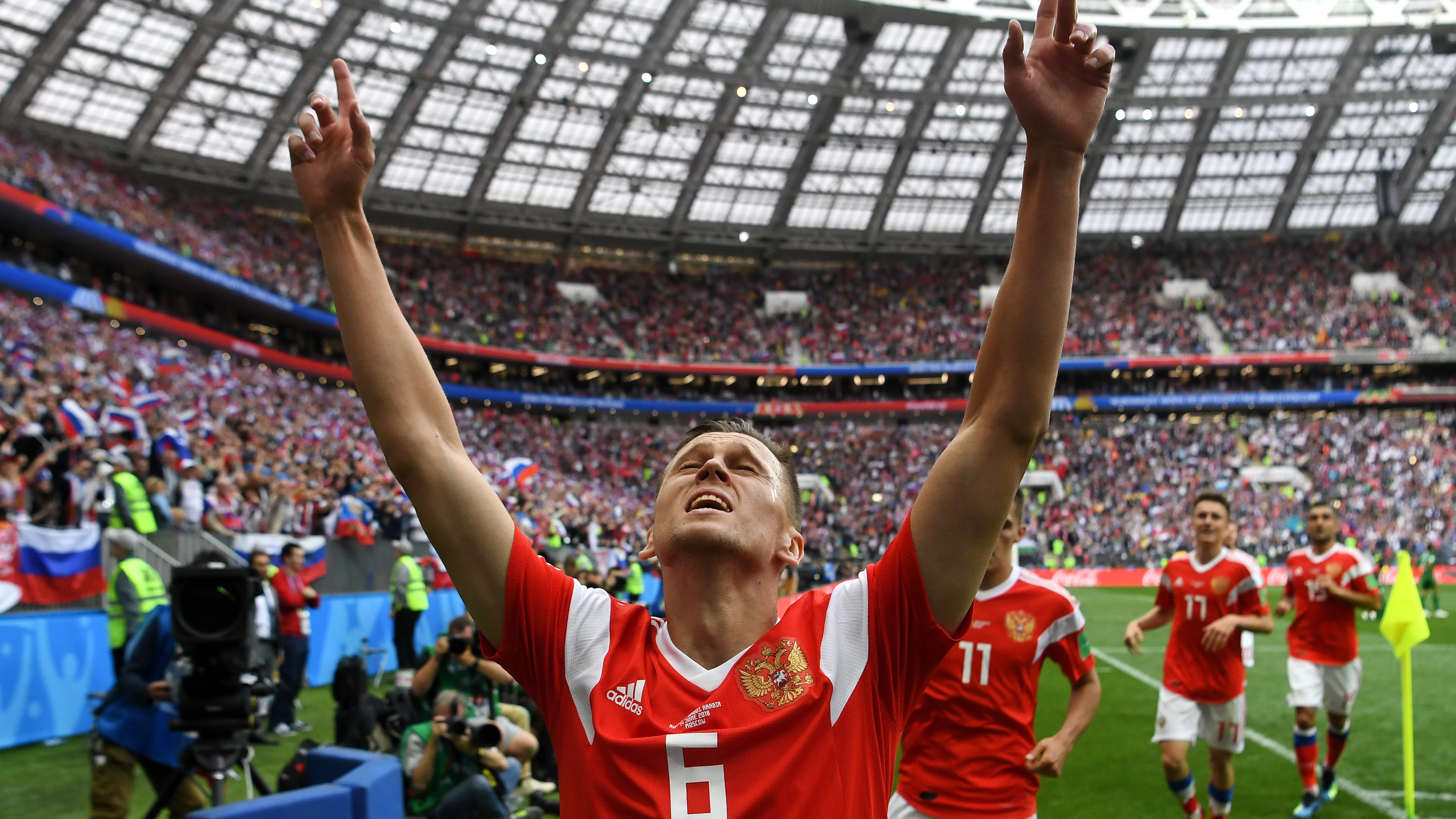 Cheryshev celebra su gol contra Arabia Saudí