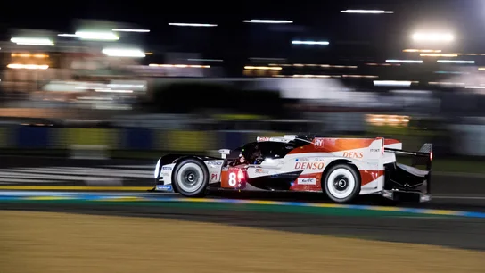 Fernando Alonso, en el circuito de La Sarthe Fernando Alonso, en el circuito de La Sarthe