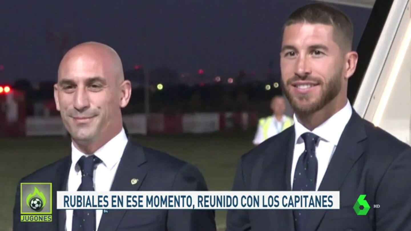 Piqu&eacute; tuvo que separar a Sergio Ramos y a Luis Rubiales