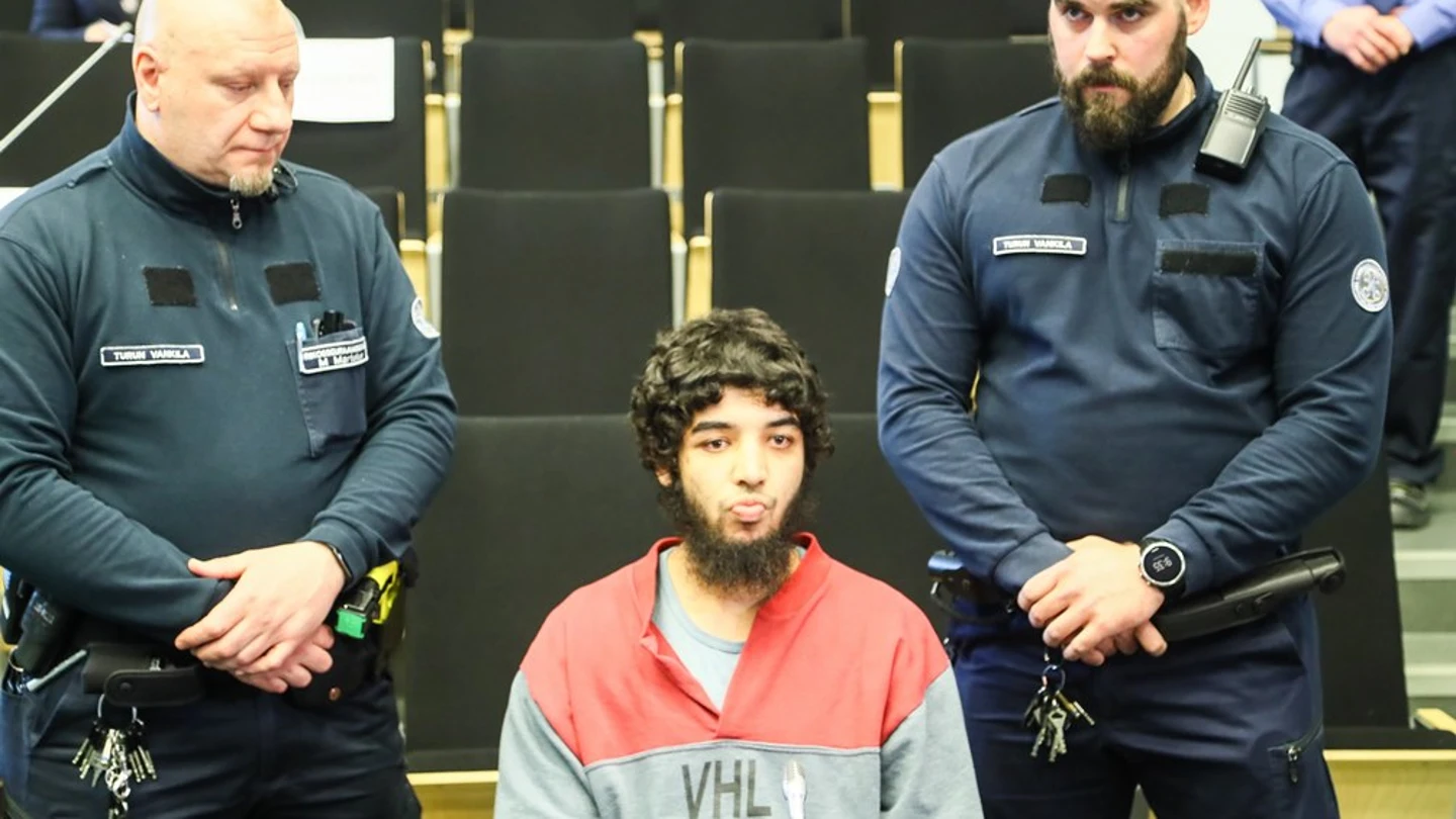 El joven yihadista marroquí que apuñaló a diez personas en agosto de 2017 en Turku (suroeste de Finlandia) El joven yihadista marroquí que apuñaló a diez personas en Turku (suroeste de Finlandia),