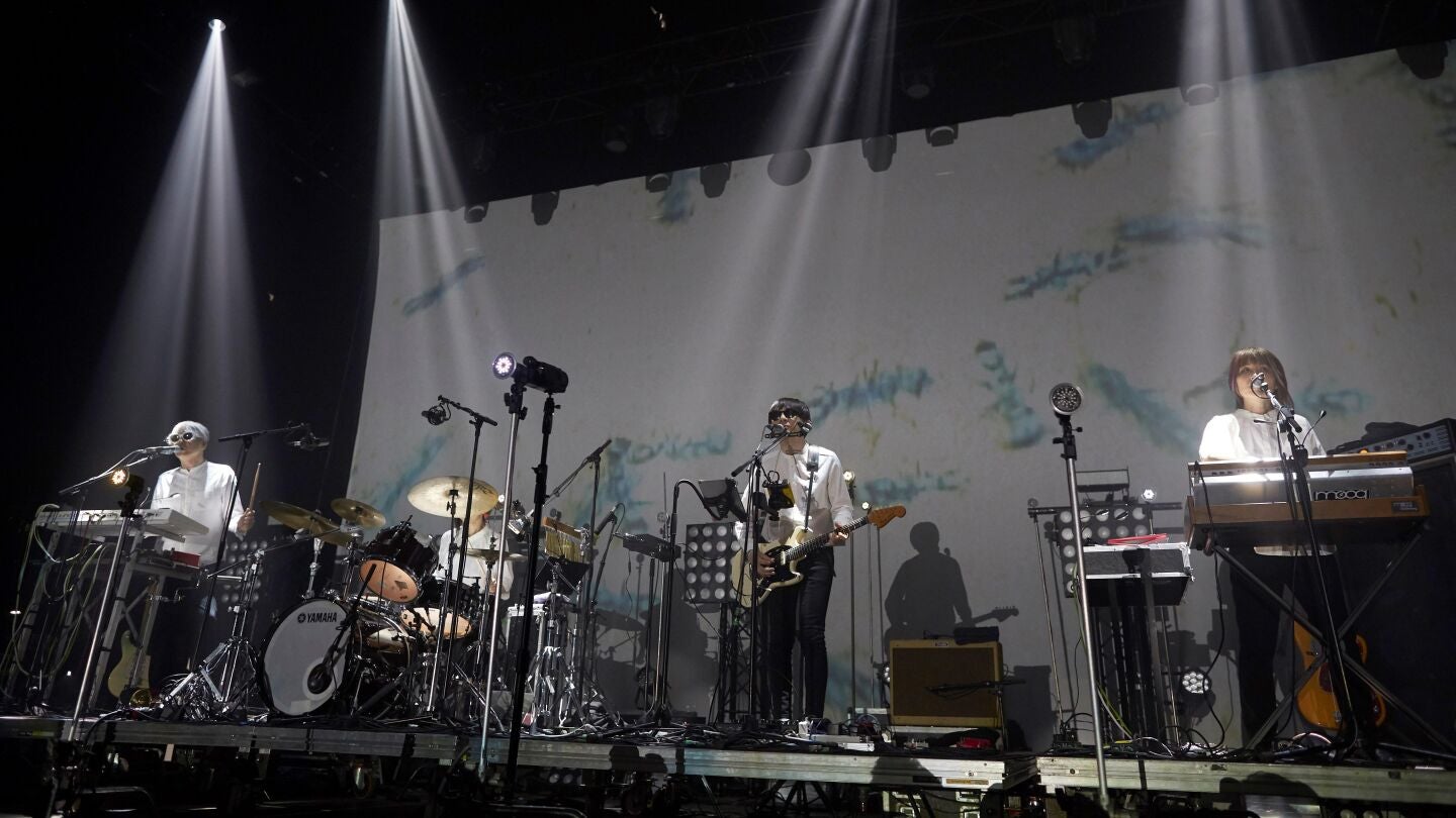 El grupo Japon&eacute;s Cornelius, durante la tercera jornada del festival S&oacute;nar, que este a&ntilde;o cumple su 25 aniversario