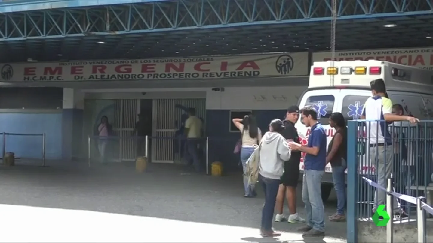 Al menos 17 muertos tras la explosión de una bomba de gas lacrimógeno en una fiesta de graduación en Caracas Al menos 17 muertos tras la explosión de una bomba de gas lacrimógeno en una fiesta de graduación en Caracas