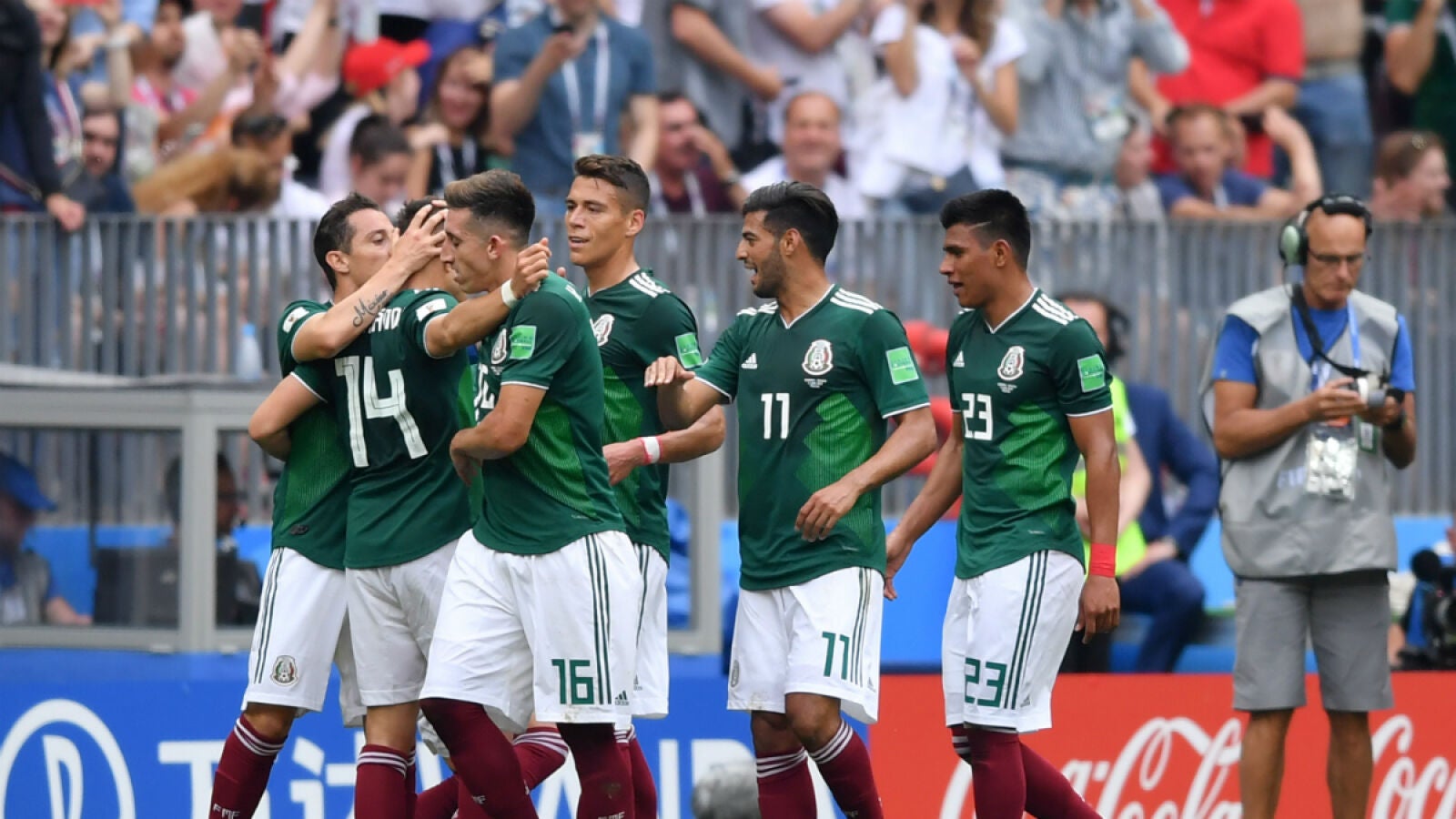 M&eacute;xico celebra un gol