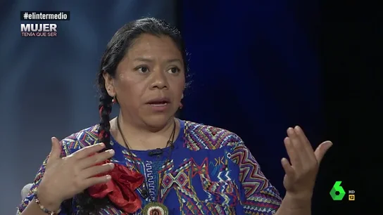 Habla Lolita Chávez, líder indígena en Guatemala: "Ahí es delito social que las mujeres miremos a los ojos, debemos tener la vista en el suelo" Habla Lolita Chávez, líder indígena en Guatemala: "Ahí es delito social que las mujeres miremos a los ojos, debemos tener la vista en el suelo"