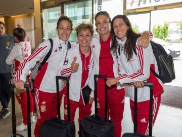 Las jugadoras de la selección femenina, rumbo a Kazán Las jugadoras de la selección femenina, rumbo a Kazán