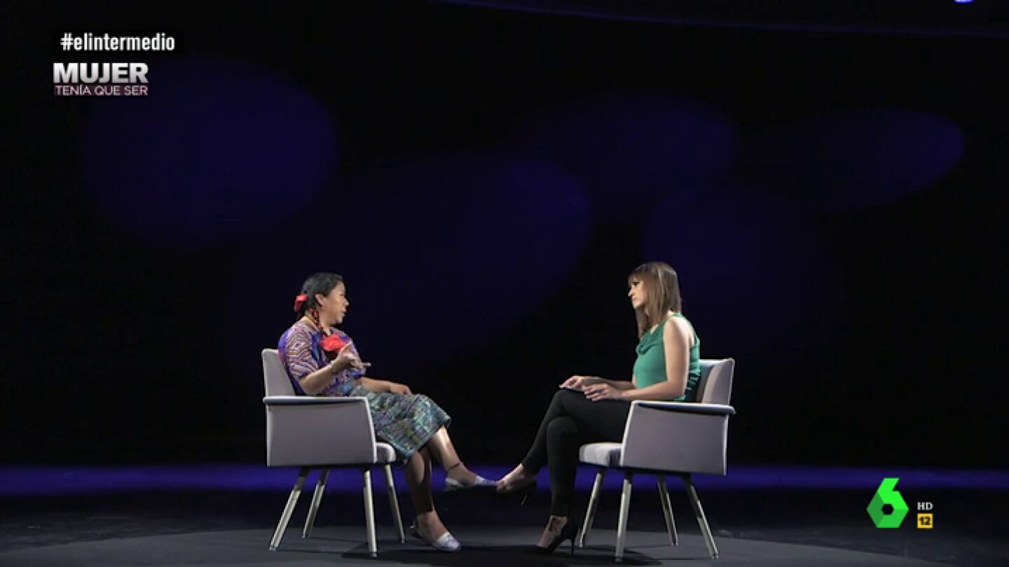 Lolita Ch&aacute;vez y Sandra Sabat&eacute;s