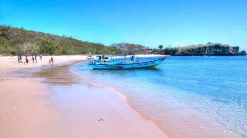 Tangsi Beach