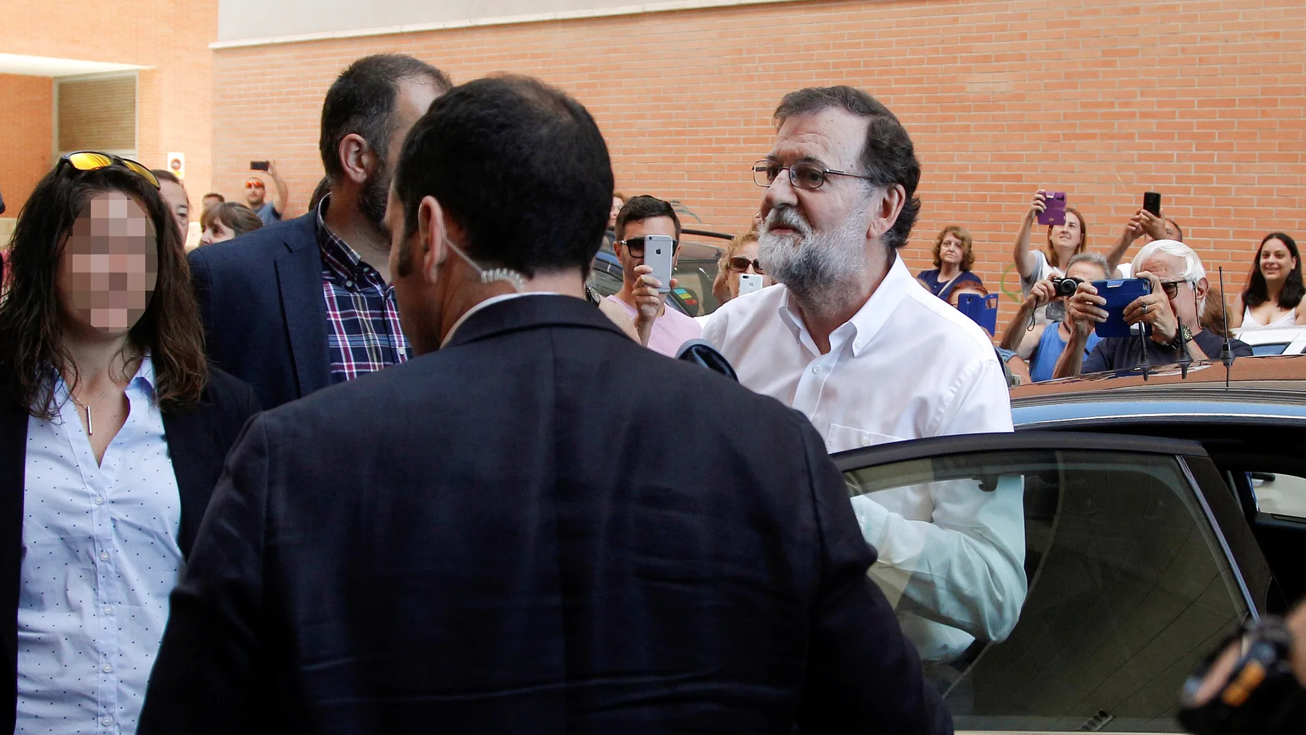 Rajoy llega a su trabajo como registrador de la propiedad
