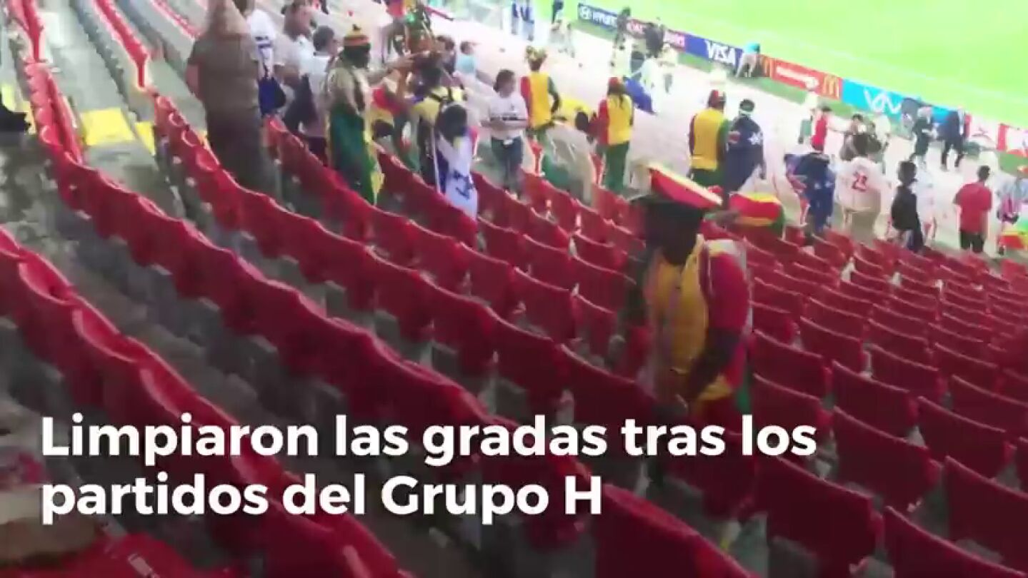 Ganaron dentro y fuera del campo: todo el mundo habla del gran ejemplo de los aficionados de Jap&oacute;n y Senegal
