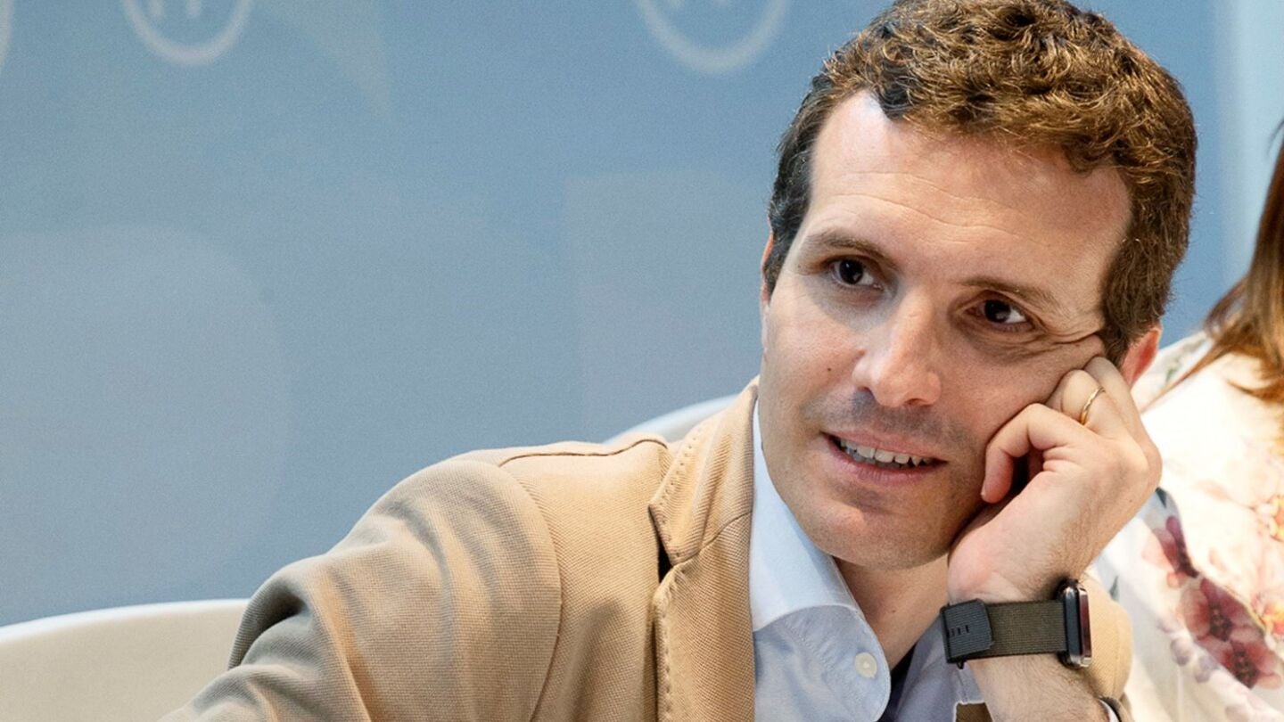 Pablo Casado en una reuni&oacute;n con militantes del PP
