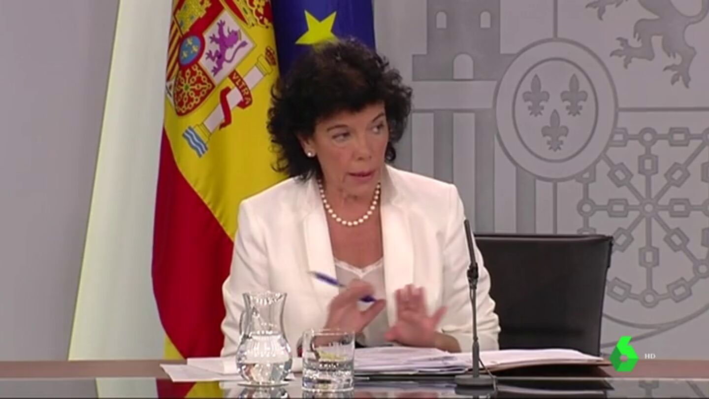 La portavoz del Gobierno, Isabel Cela&aacute;