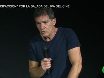 Los actores celebran la bajada del IVA al 10%: "El cine ha sufrido muchísimo con el 21% y si se nos pidió una aportación al Estado creo que se ha hecho" Los actores celebran la bajada del IVA al 10%: "El cine ha sufrido muchísimo con el 21% y si se nos pidió una aportación al Estado creo que se ha hecho"