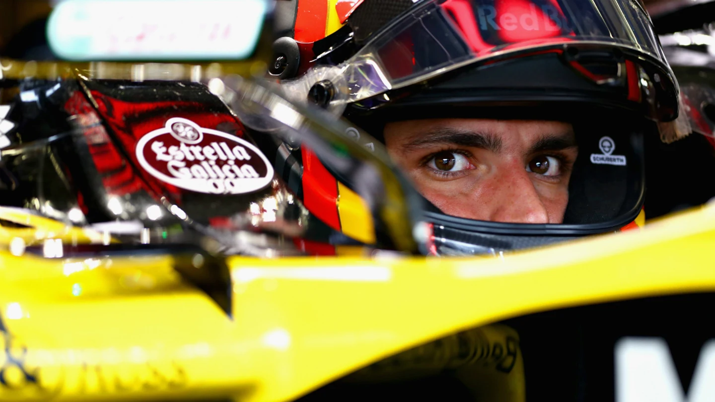 Carlos Sainz, en su cockpit Carlos Sainz, en su cockpit