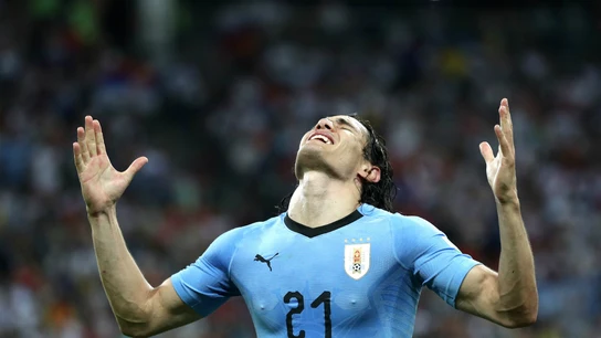 Cavani celebra un gol con Uruguay Cavani celebra un gol con Uruguay