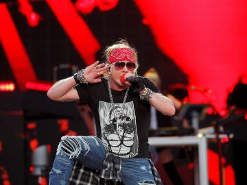 Axl Rose durante el concierto de Guns N'Roses en Madrid Axl Rose durante el concierto de Guns N'Roses en Madrid
