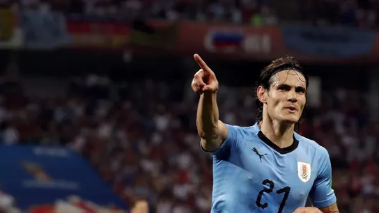 Edinson Cavani Cavani celebra un gol ante Portugal