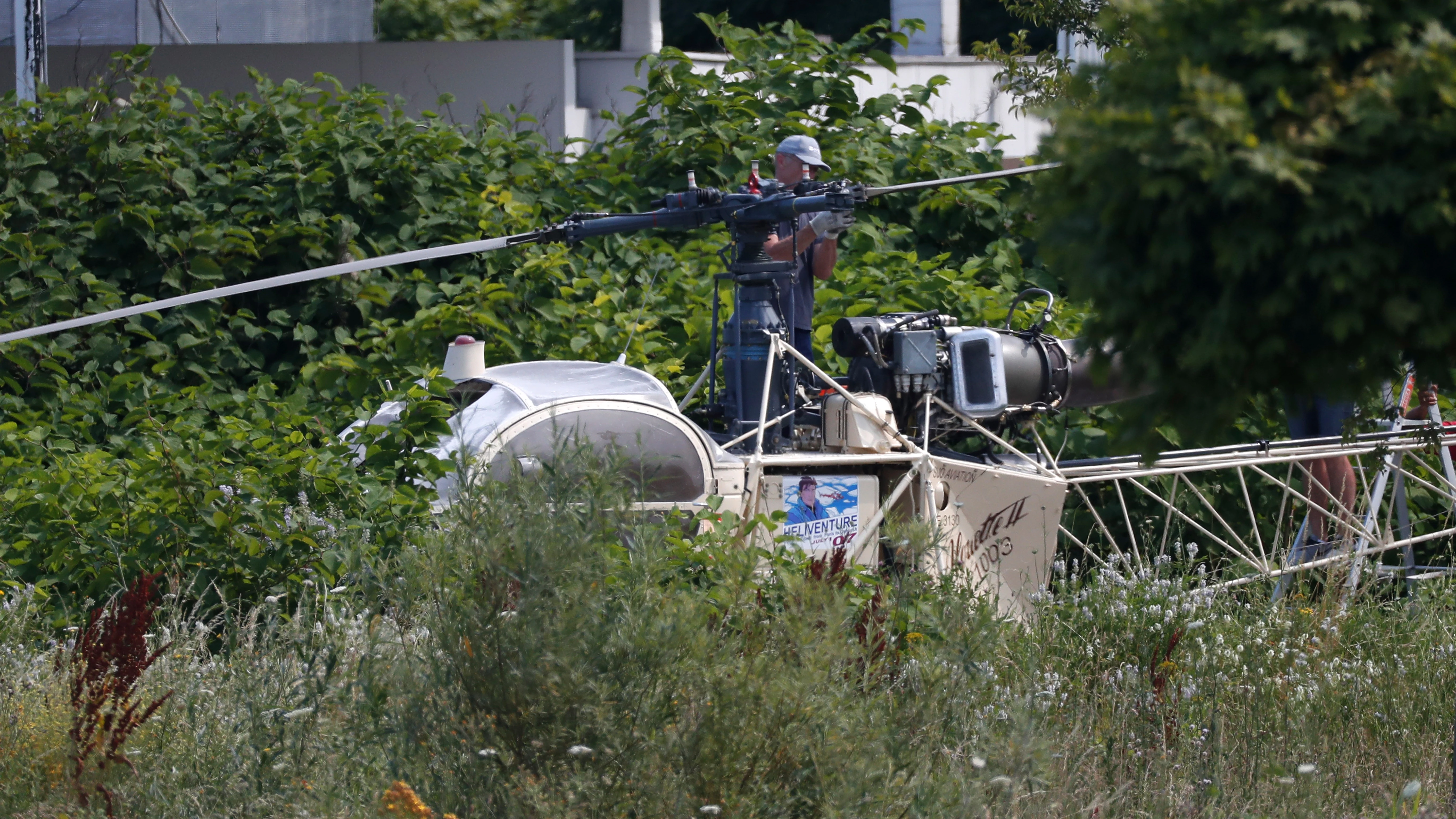 El helicóptero utilizado para la fuga de prisión fue hallado incendiado