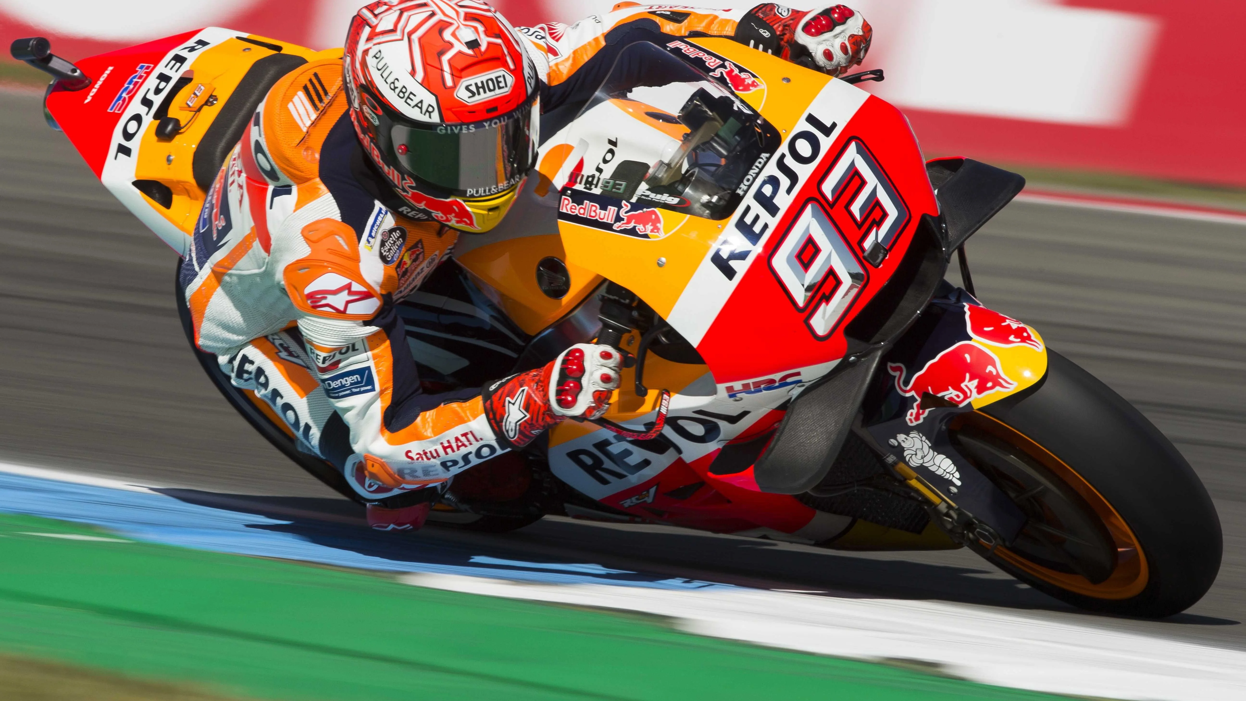 Marc Márquez pilota la Honda en Assen