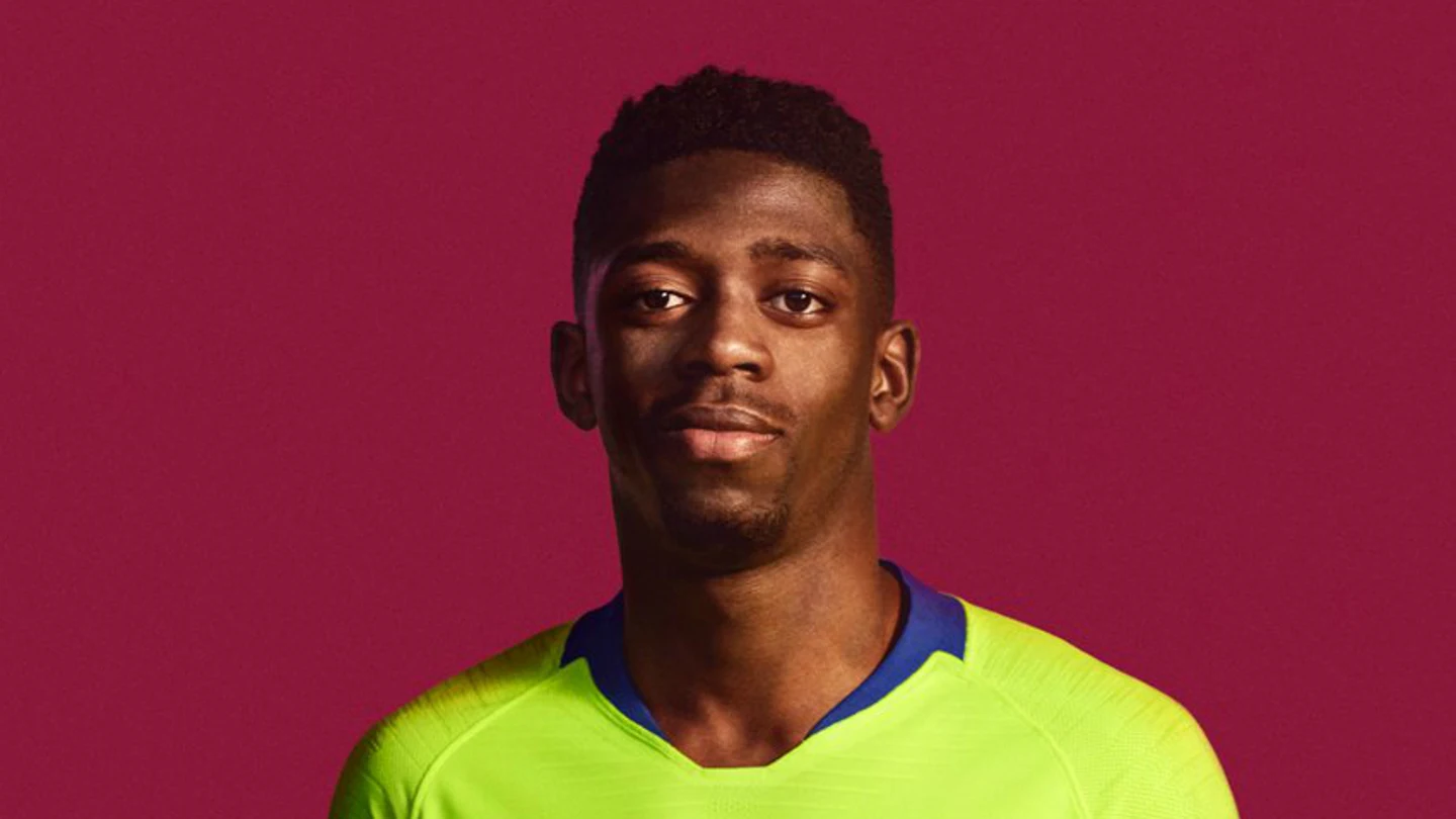 Dembele, con la nueva camiseta del Barcelona Dembele, con la nueva camiseta del Barcelona