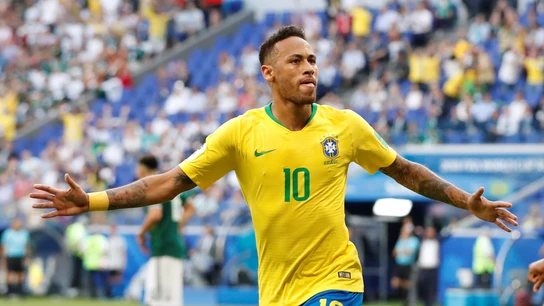 Neymar celebra su gol con la selección brasileña Neymar celebra su gol con la selección brasileña