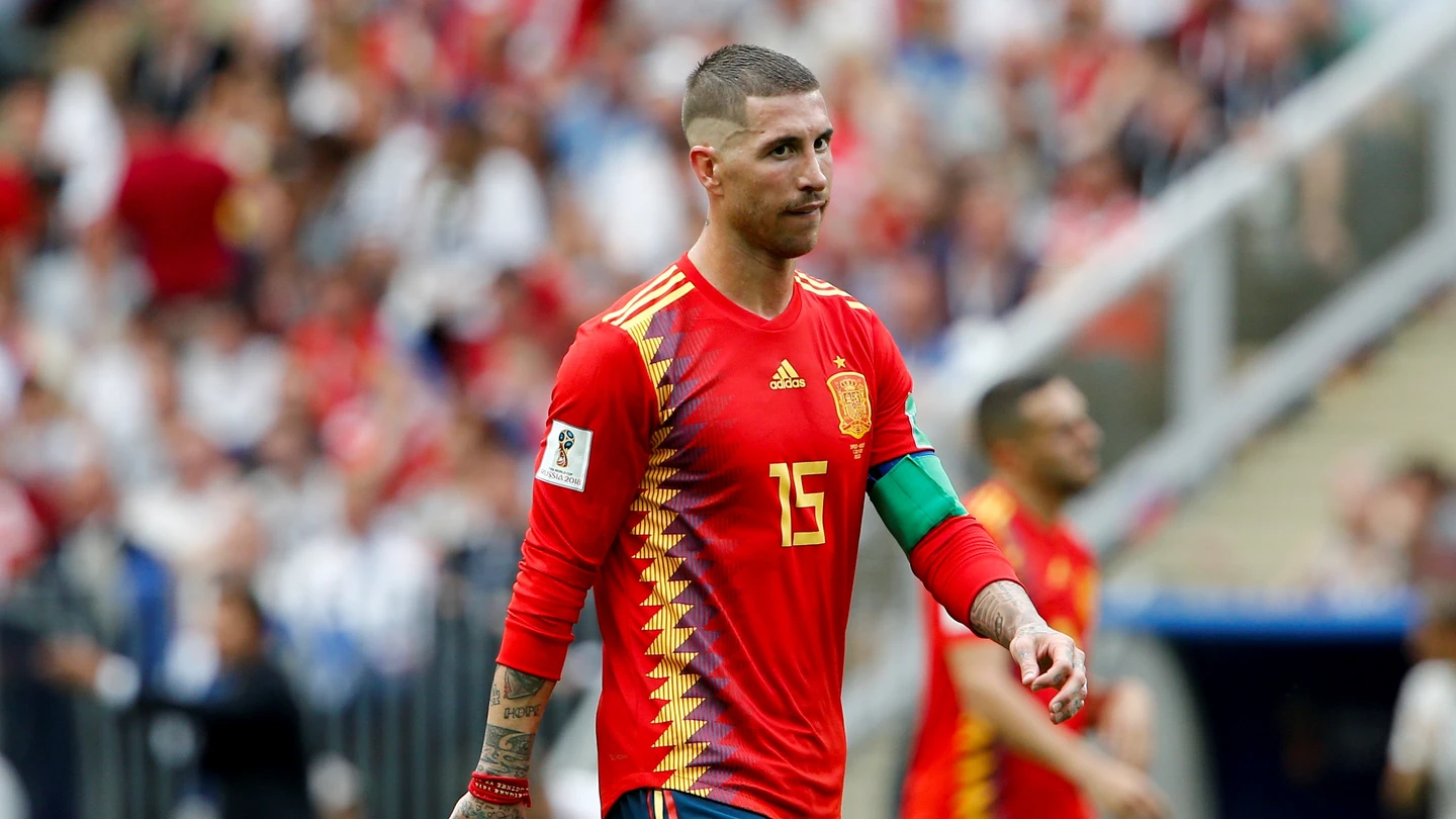Sergio Ramos, con gesto contrariado en el partido de la selección española Sergio Ramos, con gesto contrariado en el partido de la selección española