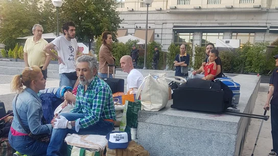 Hogar Social Madrid ha informado en Twitter del desalojo del edificio "con niños dentro" Hogar Social Madrid ha informado en Twitter del desalojo del edificio "con niños dentro"