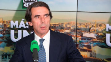 El ex presidente del Gobierno, José María Aznar, durante una entrevista en Onda Cero