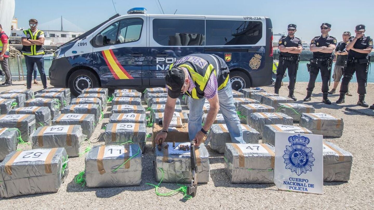Velero interceptado con 1.500 kilos de coca&iacute;na