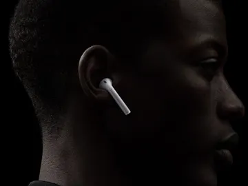 AirPods AirPods