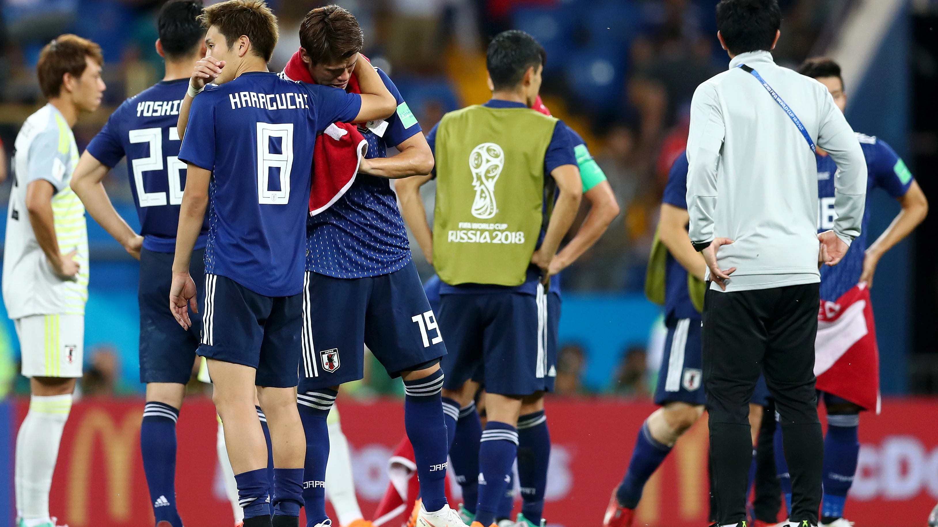 Los jugadores de Japón, desconsolados tras caer en el Mundial